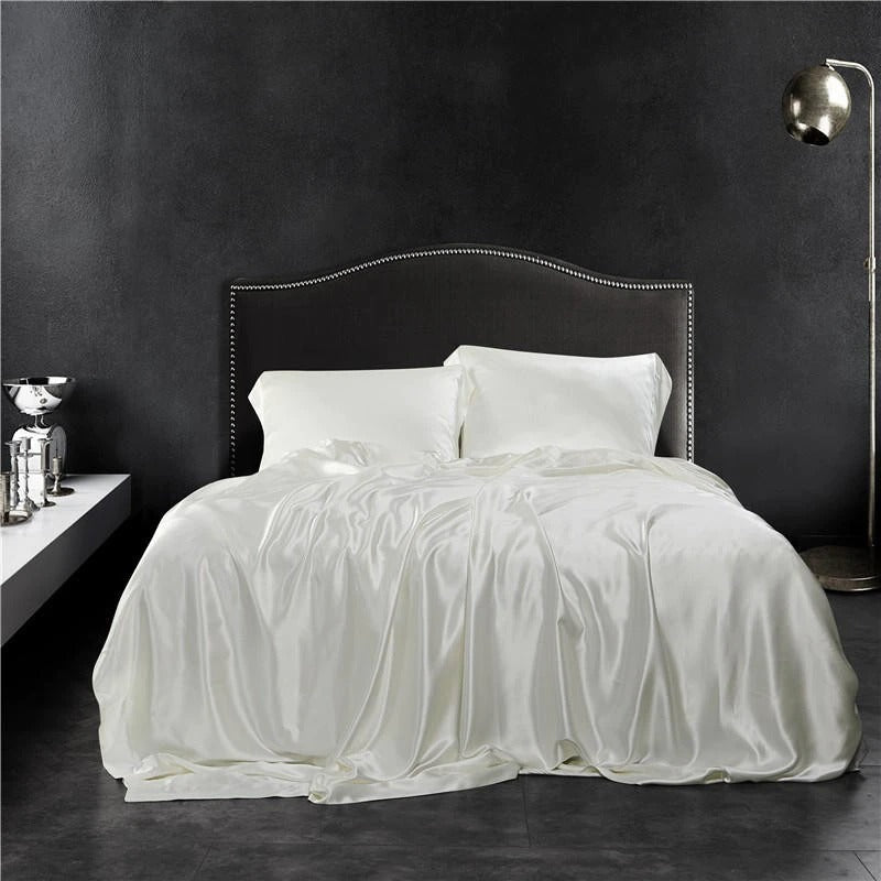 Eloise White Luxury Pure Mulberry Silk Bedding Set Duvet Cover Set - Venetto Design Venettodesign.com