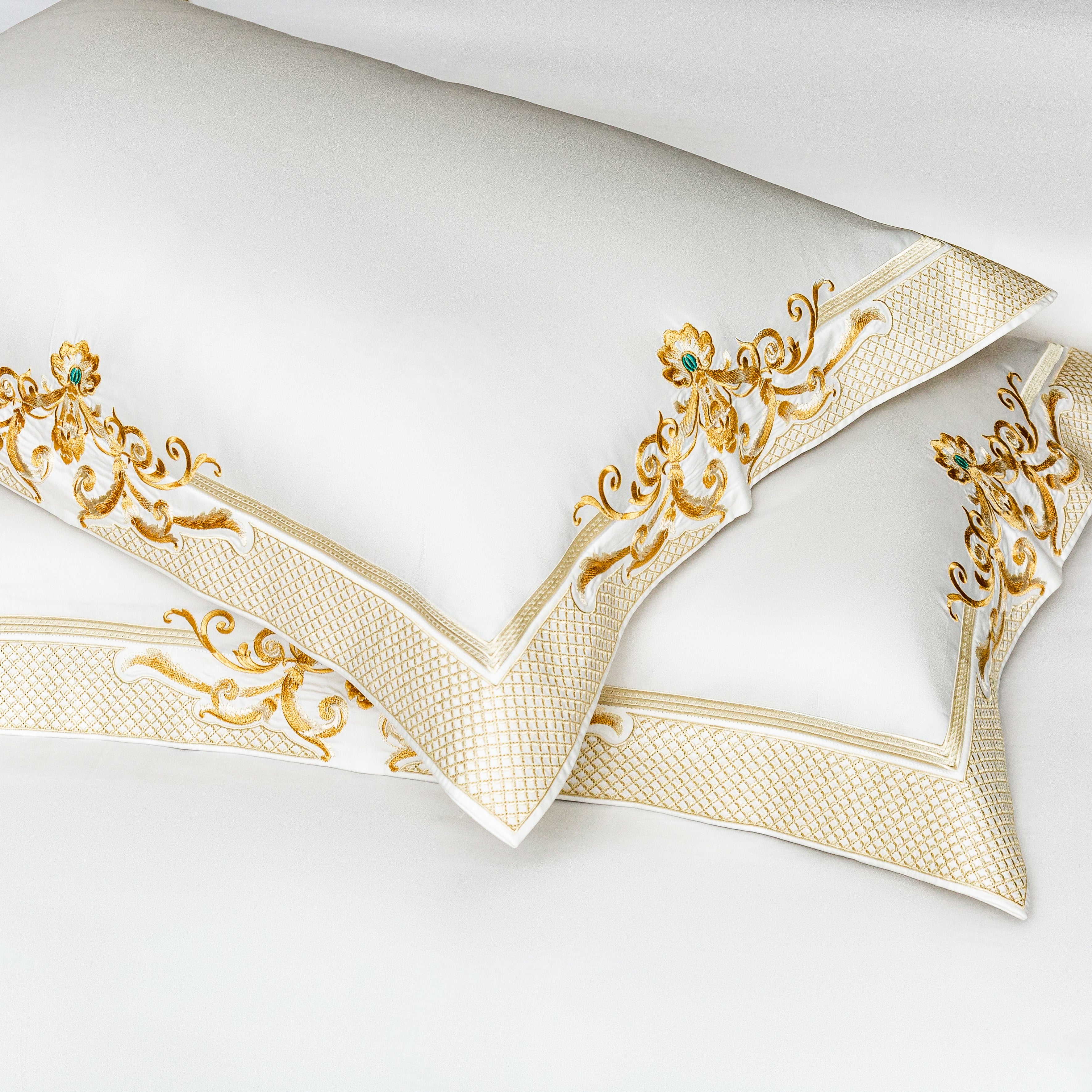 Cleopatra White Luxury Egyptian Cotton Duvet Cover Set Duvet Cover Set - Venetto Design Venettodesign.com