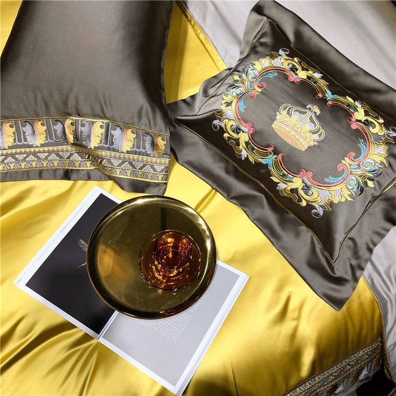 Hadi Embroidered Border Satin Duvet Cover Set Duvet Cover Set - Venetto Design Venettodesign.com