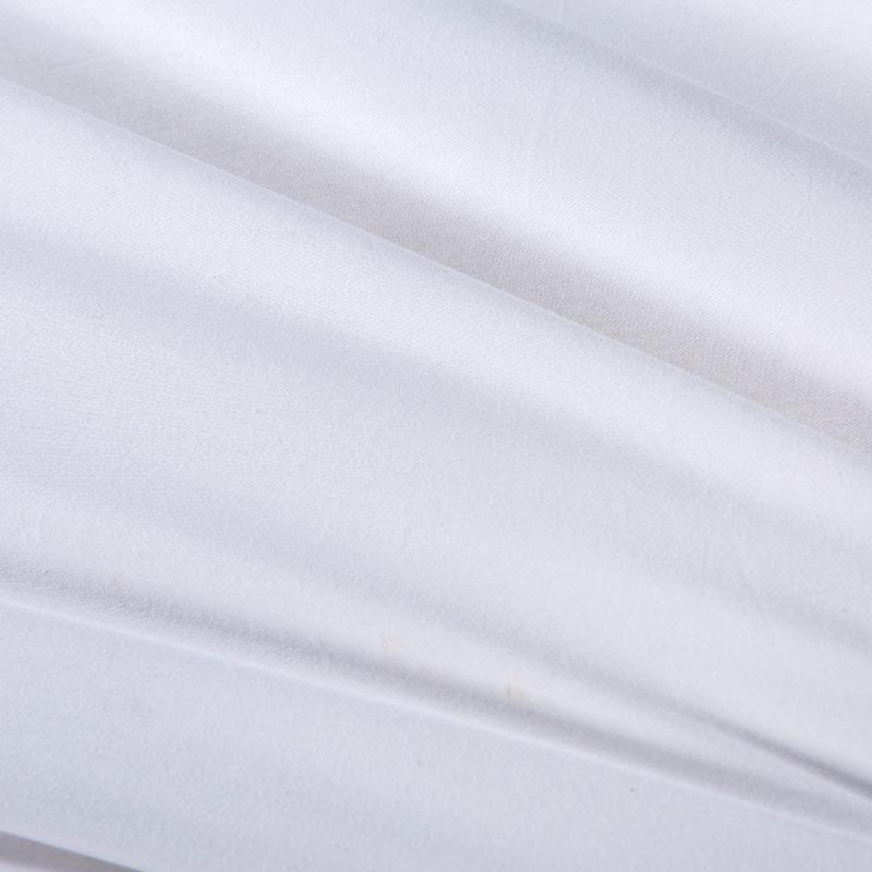 DeLuxxe White Egyptian Cotton Embroidery Duvet Cover Set Duvet Cover Set - Venetto Design Venettodesign.com