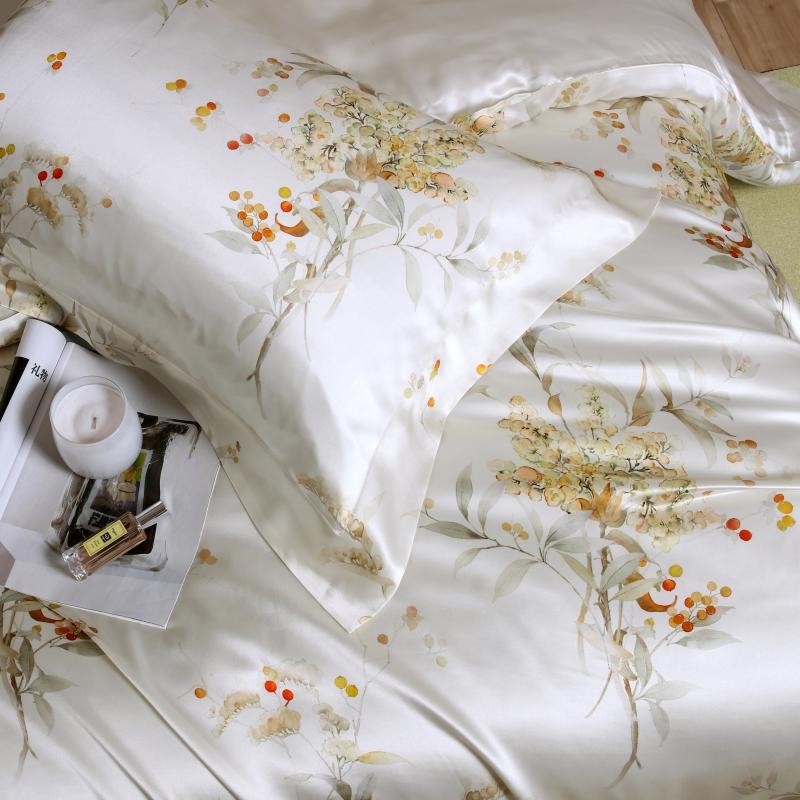 Klara Luxury Pure Mulberry Silk Bedding Set Duvet Cover Set - Venetto Design Venettodesign.com