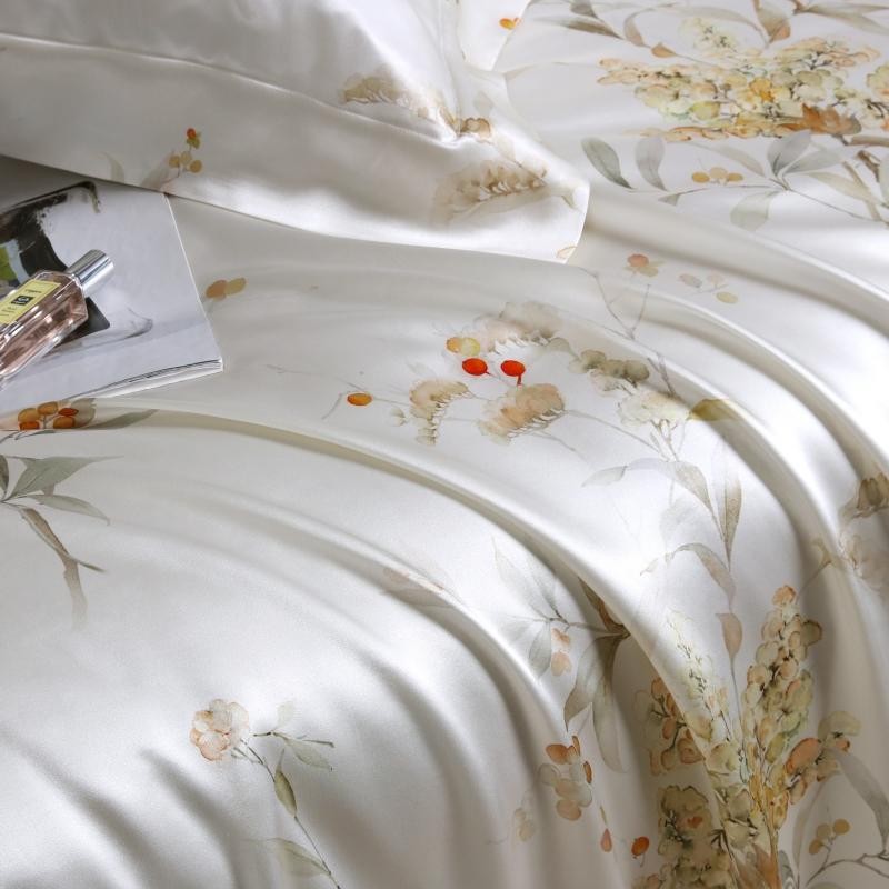 Klara Luxury Pure Mulberry Silk Bedding Set Duvet Cover Set - Venetto Design Venettodesign.com