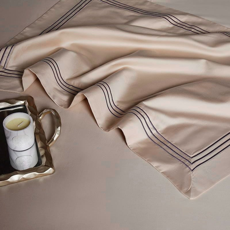 Leila Kilim Beige Embroidered Edge Egyptian Cotton Duvet Cover Set Duvet Cover Set - Venetto Design Venettodesign.com