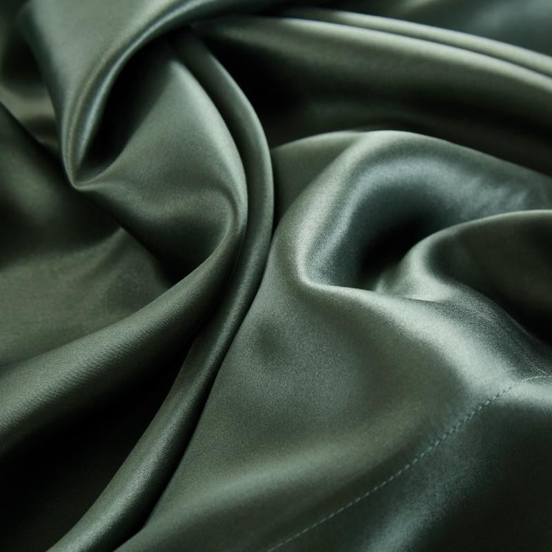 Eloise Rifle Green Luxury Pure Mulberry Silk Bedding Set Duvet Cover Set - Venetto Design Venettodesign.com