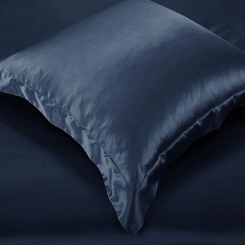 Eloise Navy Blue Luxury Pure Mulberry Silk Bedding Set Duvet Cover Set - Venetto Design Venettodesign.com