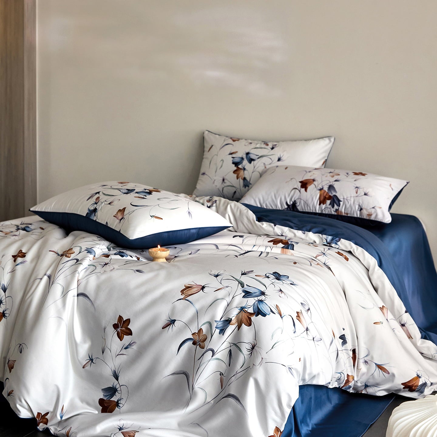 Rosamund Botanical Luxury Egyptian Cotton Duvet Cover Set with Floral Print - Venetto Design Venettodesign.com