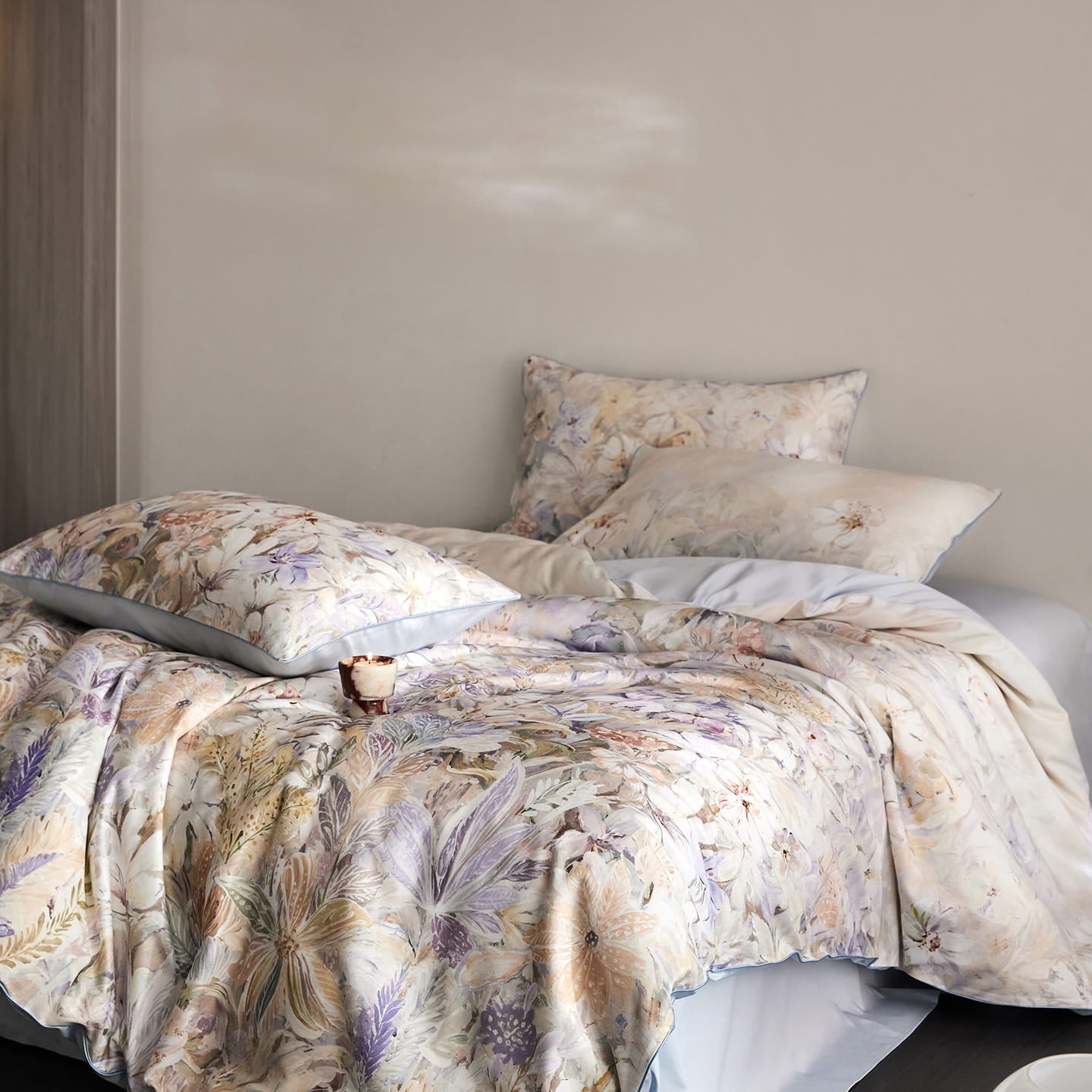 Lysora Sky Meadow Botanical Luxury Egyptian Cotton Duvet Cover Set with Watercolor Floral Print - Venetto Design Venettodesign.com