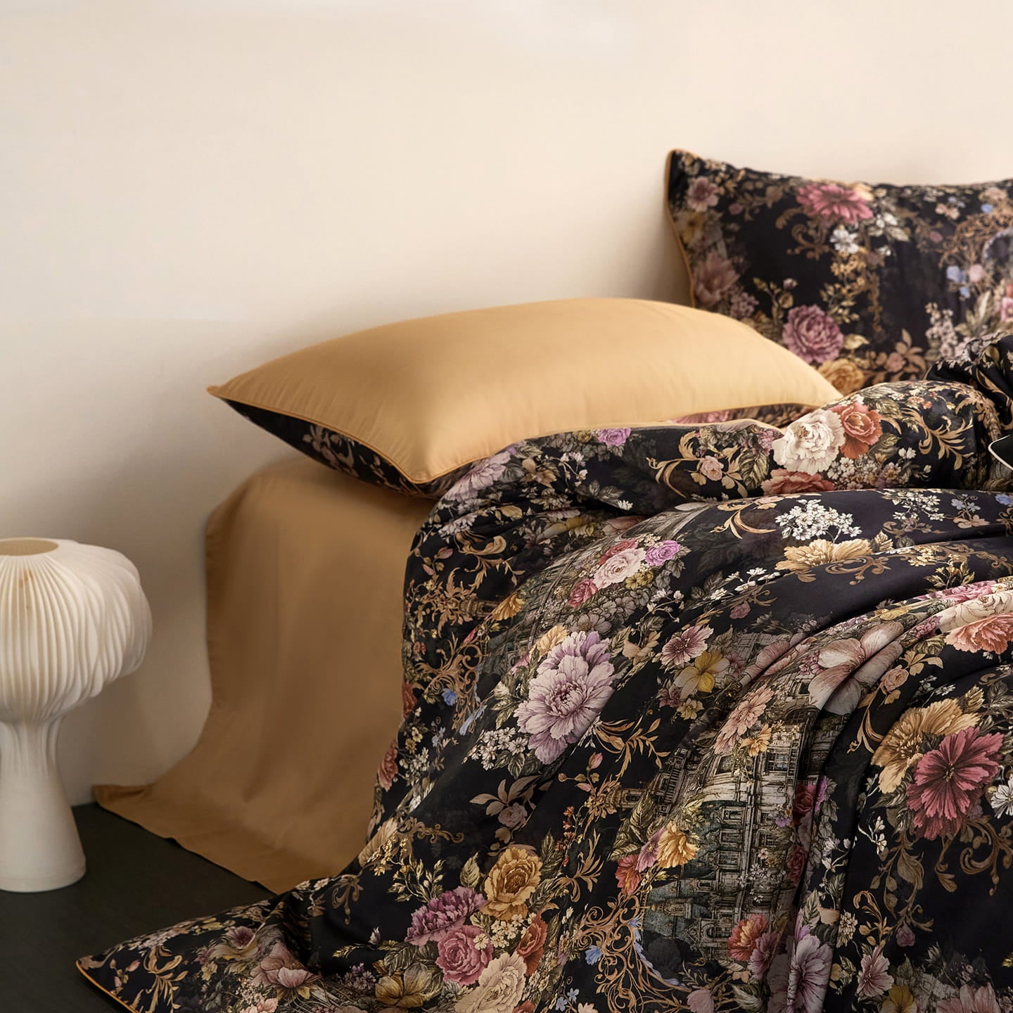 Cryria Midnight Garden Botanical Luxury Egyptian Cotton Duvet Cover Set with Floral, Baroque and European Architectural Print - Venetto Design Venettodesign.com