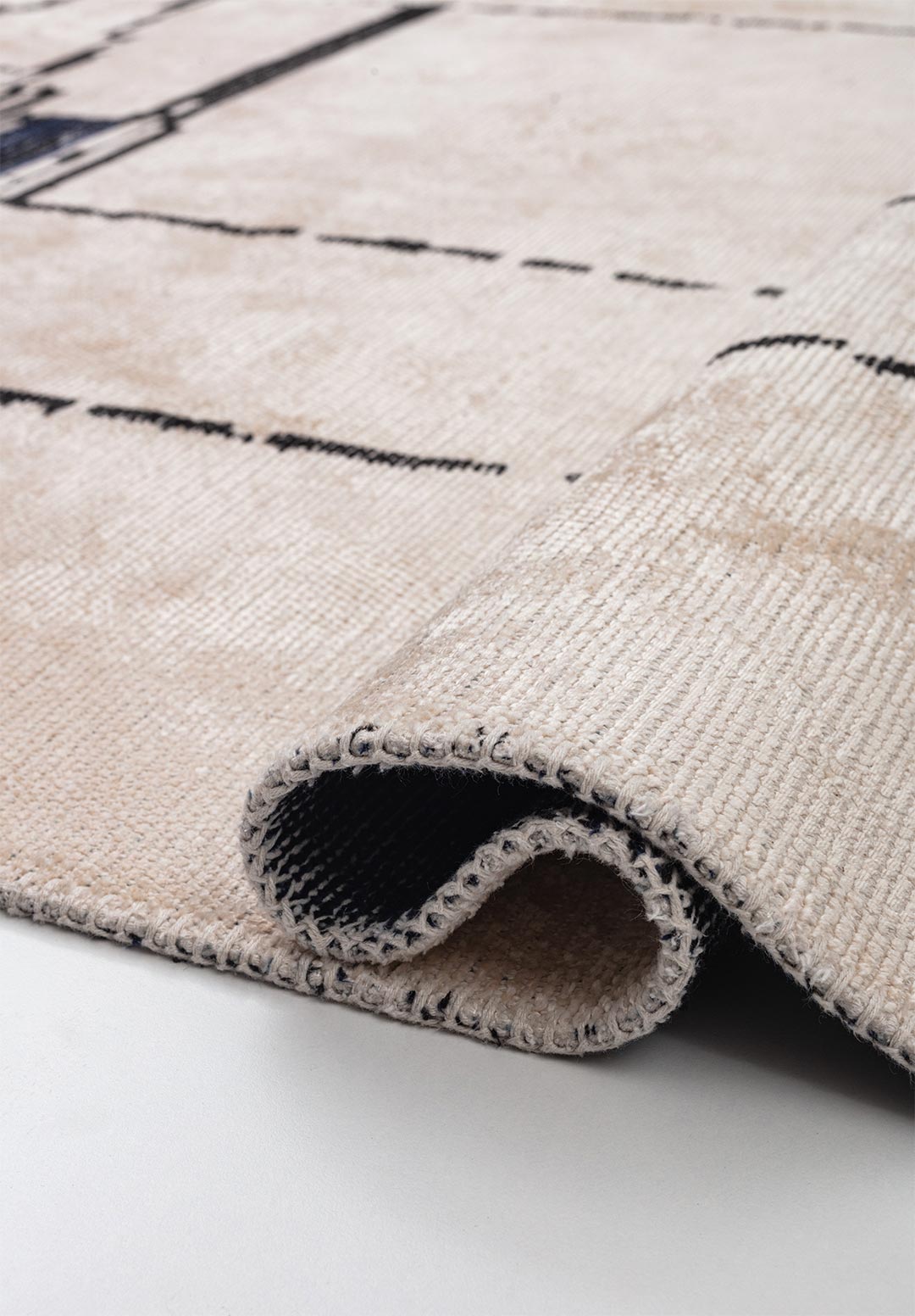 Bristol Red - Ecru Rug Rugs - Venetto Design Venettodesign.com