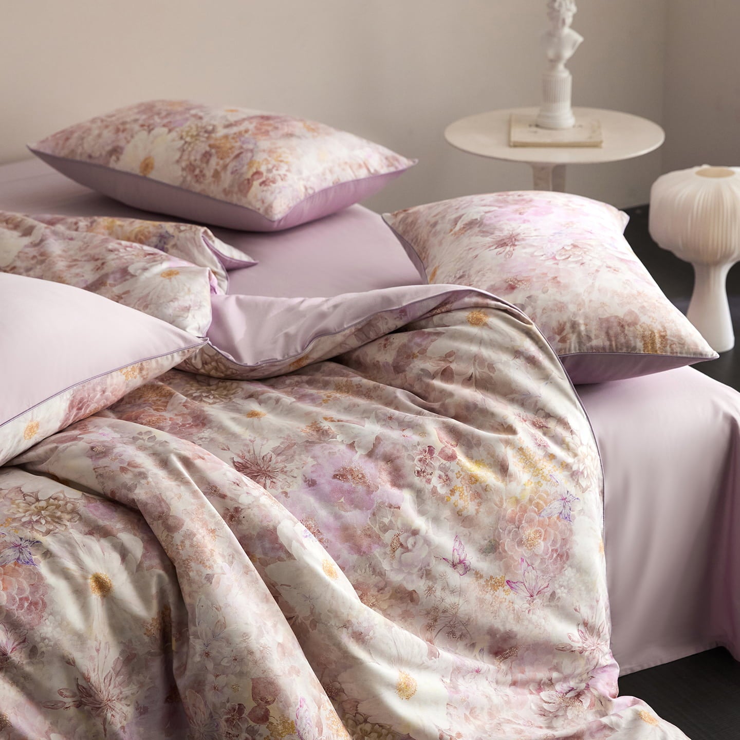 Elara Botanical Luxury Egyptian Cotton Duvet Cover Set with Watercolor Floral Print - Venetto Design Venettodesign.com