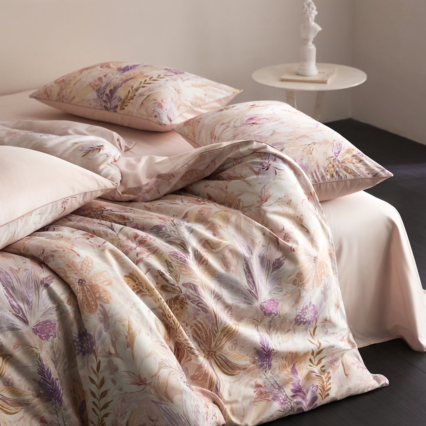 Lysora Blush Meadow Botanical Luxury Egyptian Cotton Duvet Cover Set with Watercolor Floral Print - Venetto Design Venettodesign.com