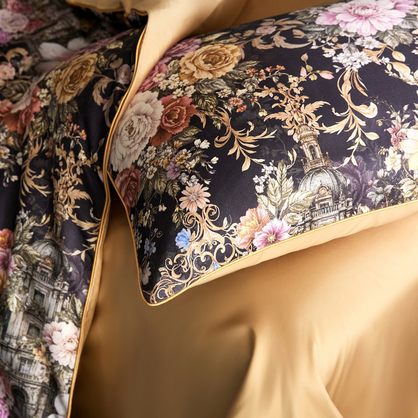 Cryria Midnight Garden Botanical Luxury Egyptian Cotton Duvet Cover Set with Floral, Baroque and European Architectural Print - Venetto Design Venettodesign.com