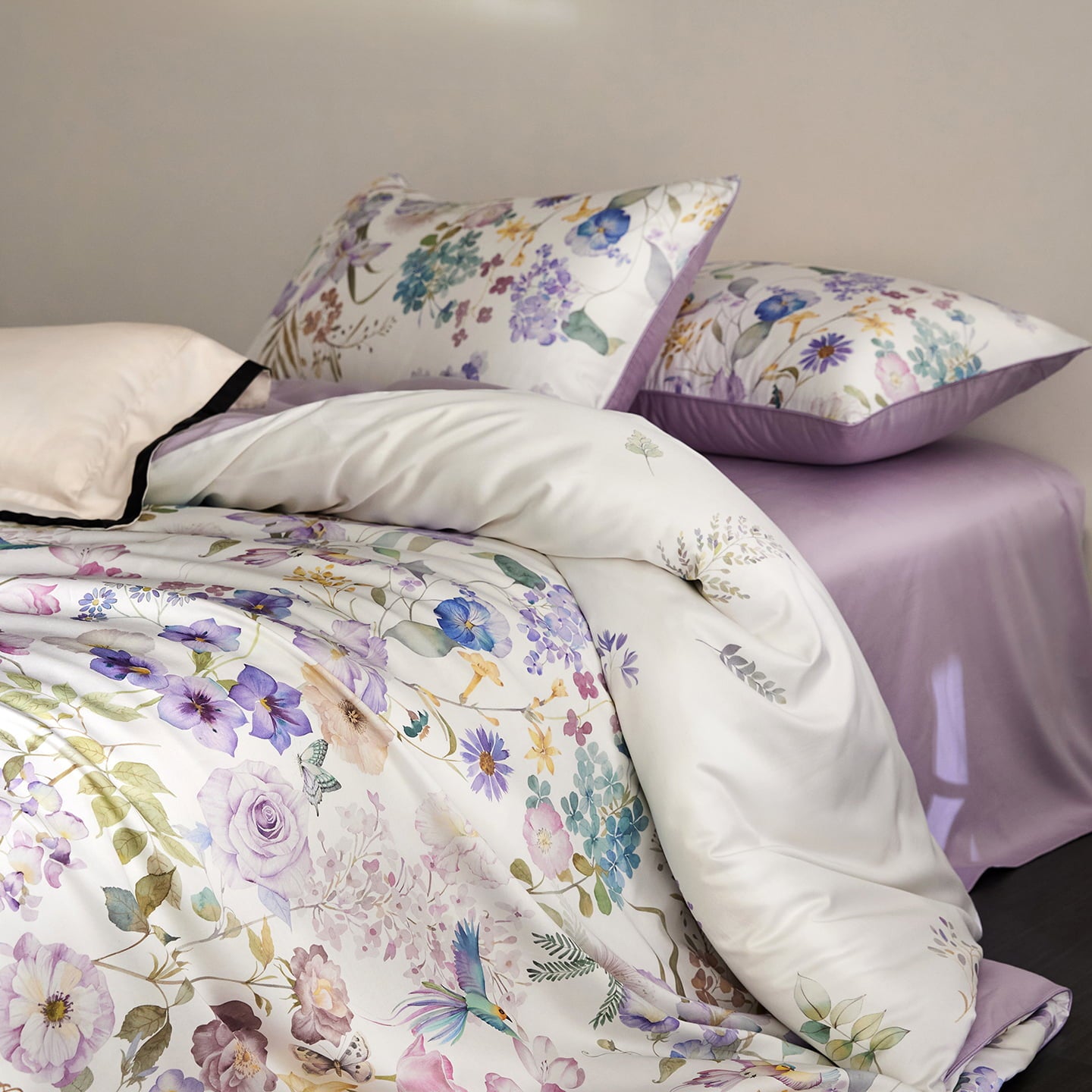 Lunaria Garden Luxury Egyptian Cotton Duvet Cover Set with Floral Print - Venetto Design Venettodesign.com