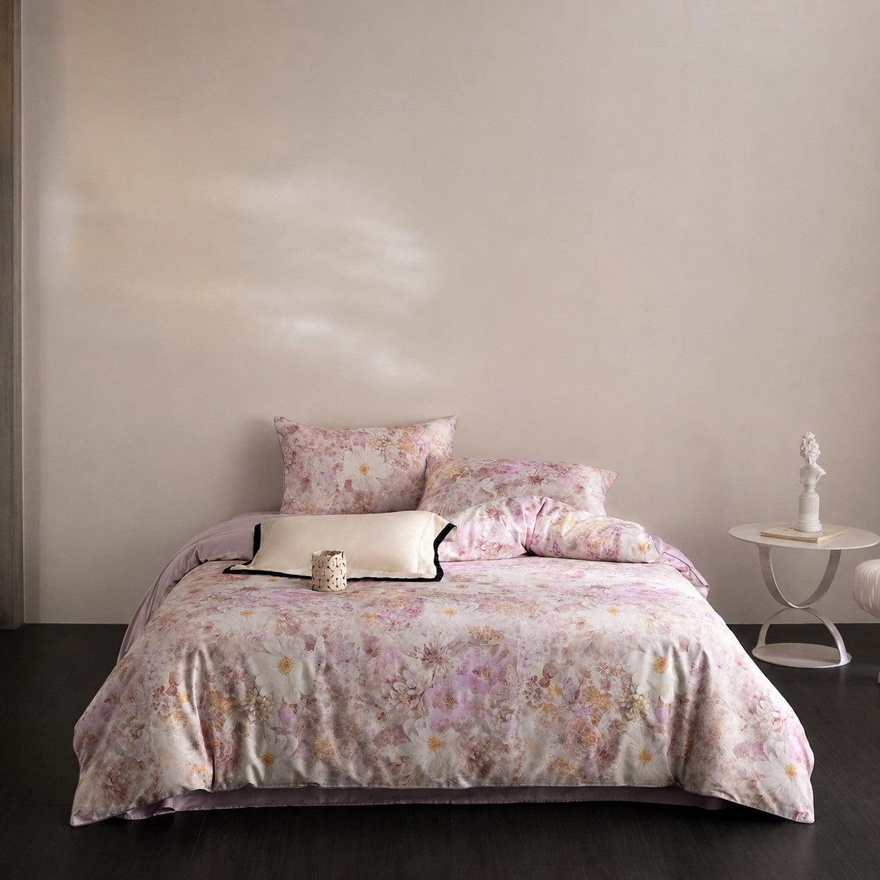Elara Botanical Luxury Egyptian Cotton Duvet Cover Set with Watercolor Floral Print - Venetto Design Venettodesign.com