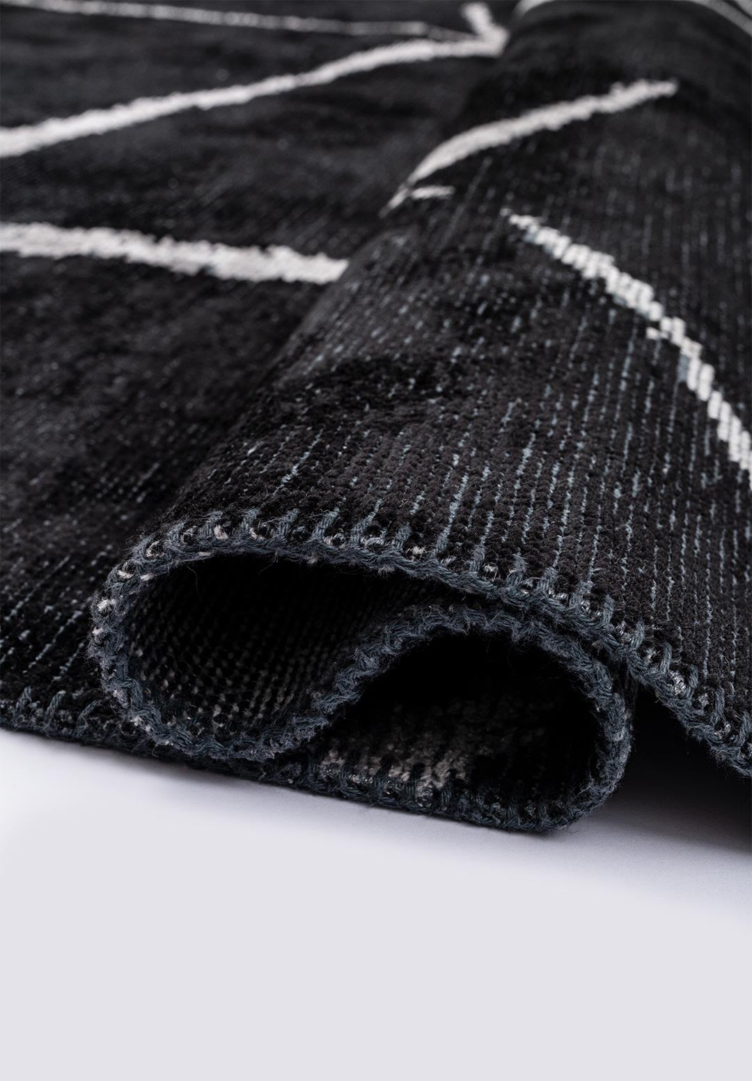 Palermo Light Grey - Black Rug Rugs - Venetto Design Venettodesign.com