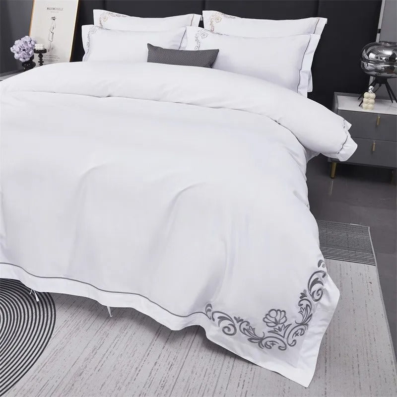 Lagertha Hotel Silver Embroidered Bedding Set