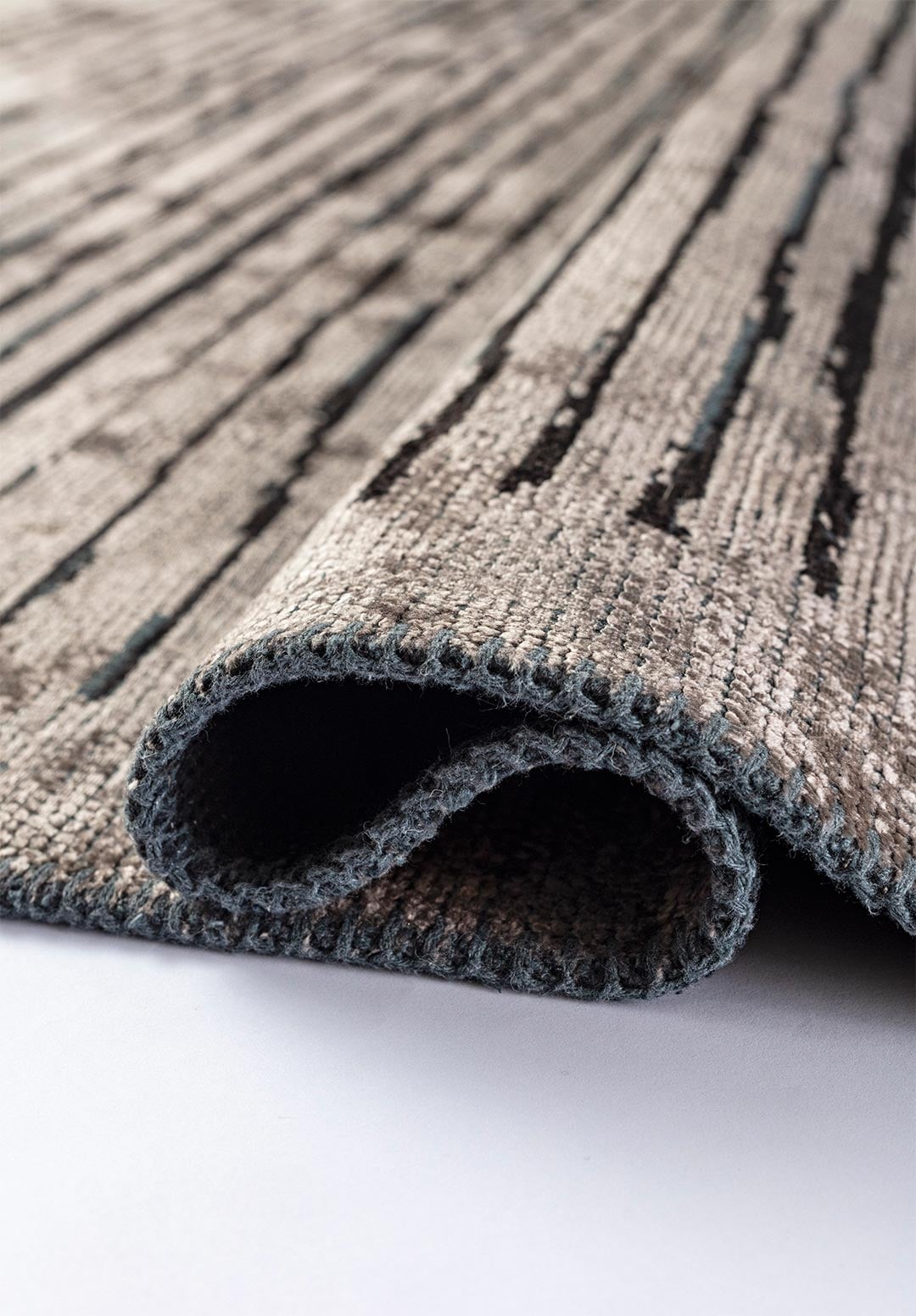 Stripe Black - Dark Grey Rug Rugs - Venetto Design Venettodesign.com