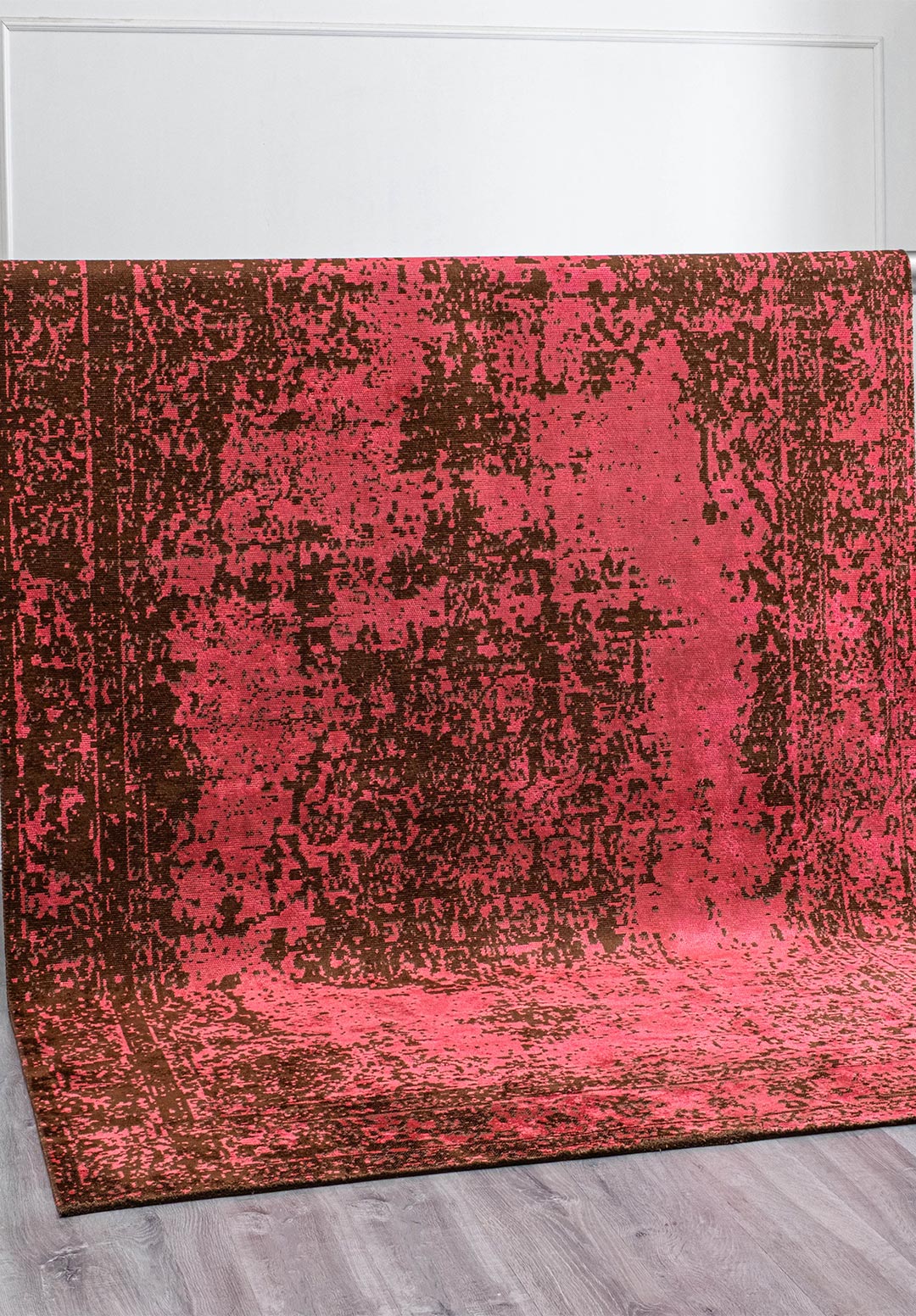 Medallion Dark Brown - Fuchsia Rug Rugs - Venetto Design Venettodesign.com
