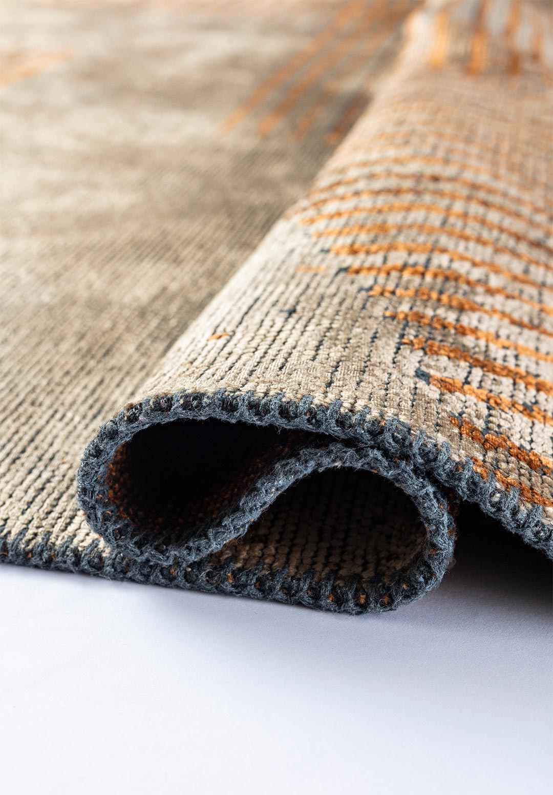 Matrix Dark Beige - Terra Rug Rugs - Venetto Design Venettodesign.com