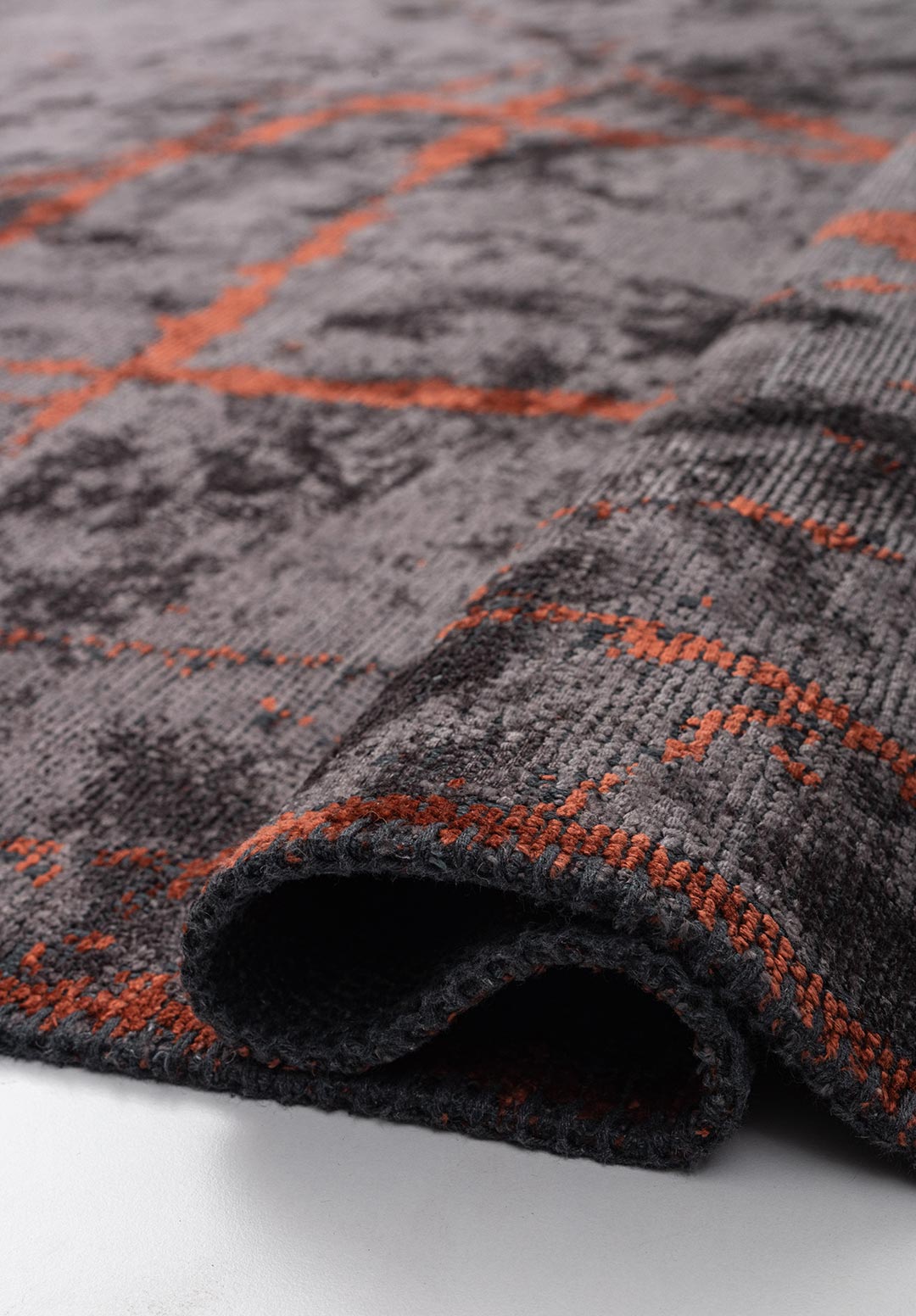 Crack Dark Terra - Charcoal Rug Rugs - Venetto Design Venettodesign.com