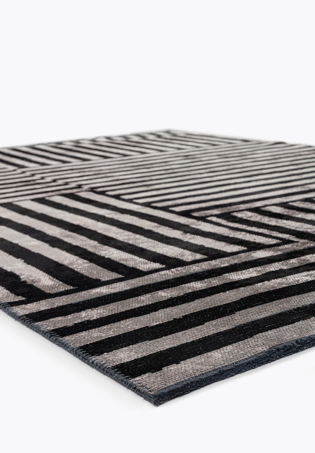 Cadence Black - Light Grey Rug Rugs - Venetto Design Venettodesign.com