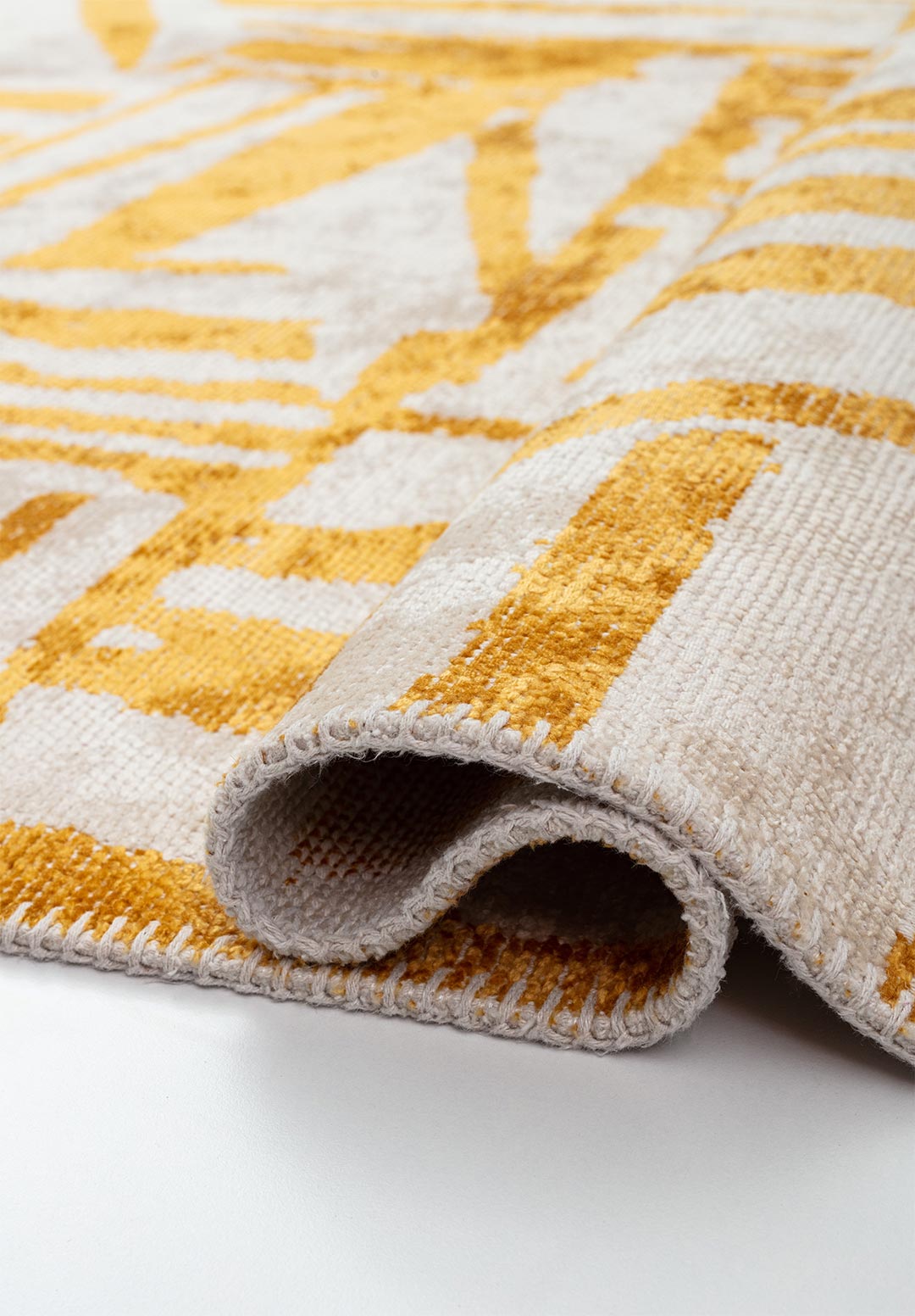 Graffiti Gold - Ecru Rug Rugs - Venetto Design Venettodesign.com