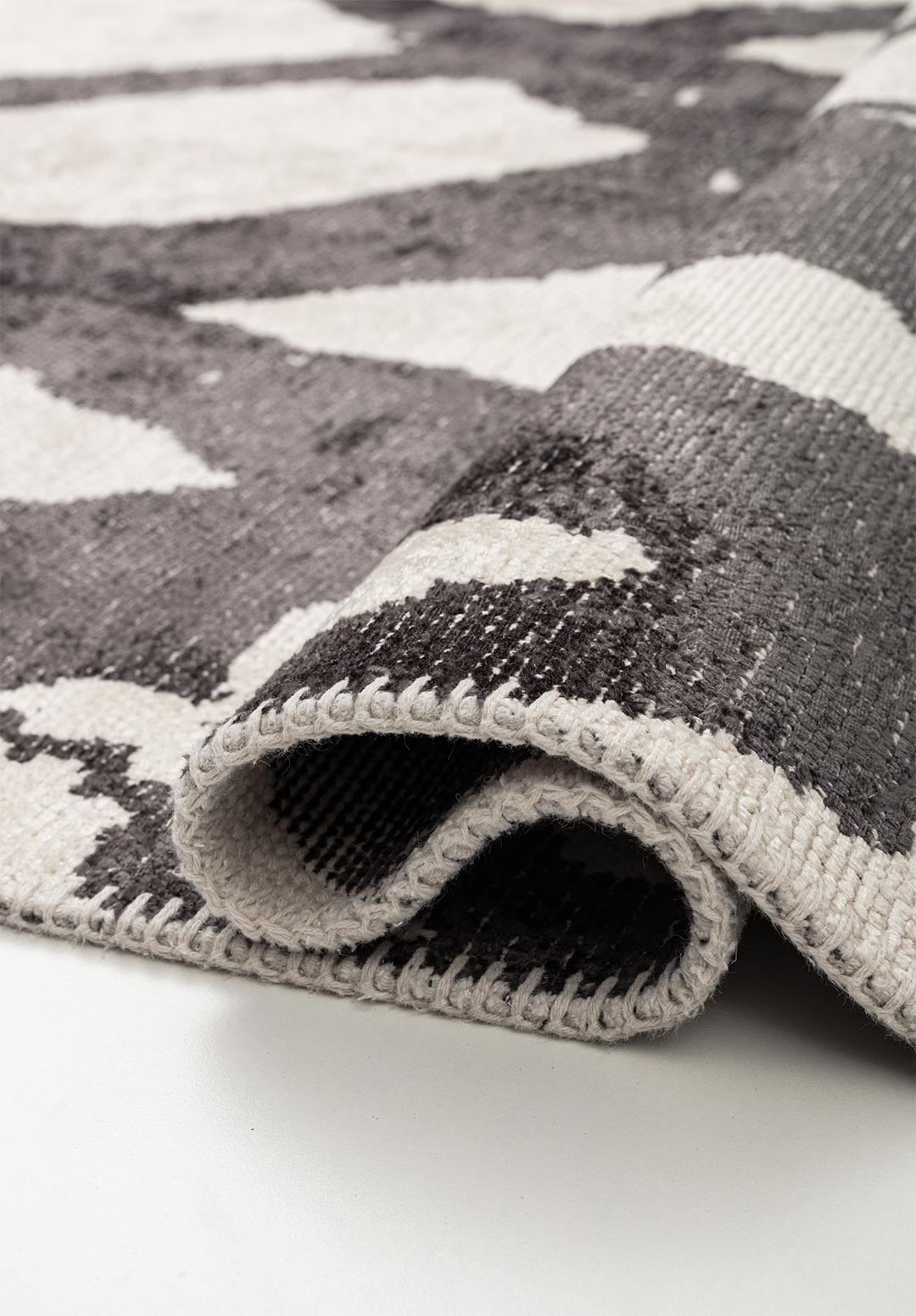 Branch Charcoal - Ecru Rug Rugs - Venetto Design Venettodesign.com