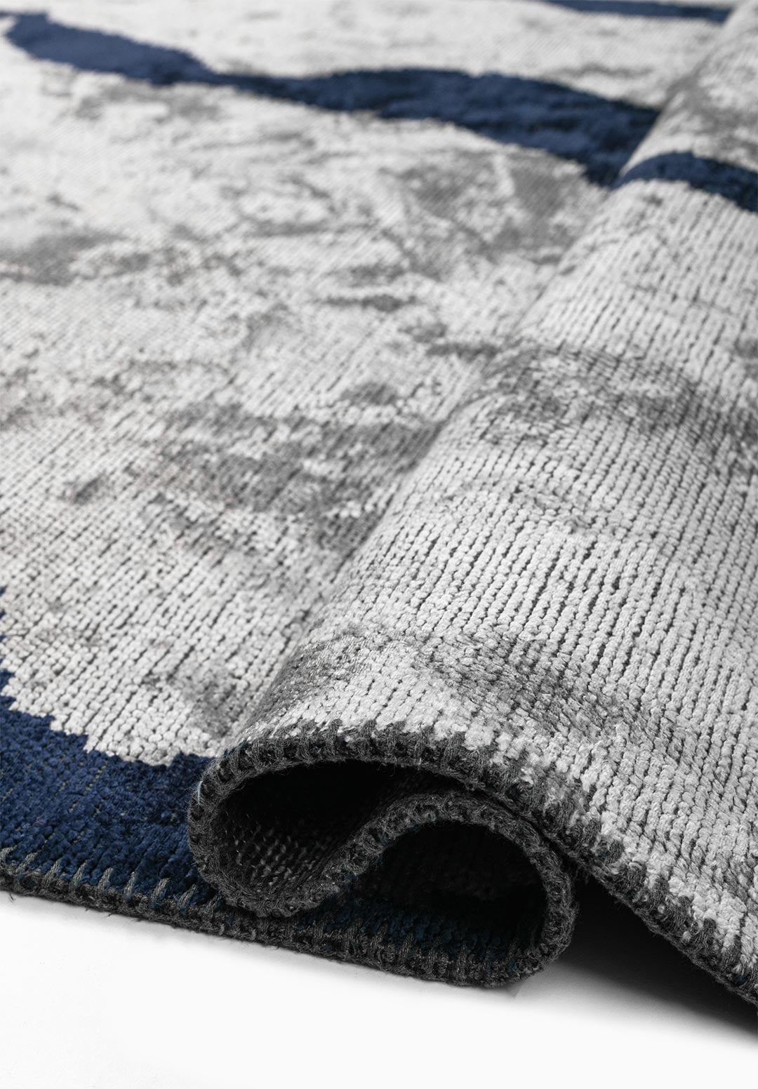 Aura Dark Navy - Ice Blue Rug Rugs - Venetto Design Venettodesign.com