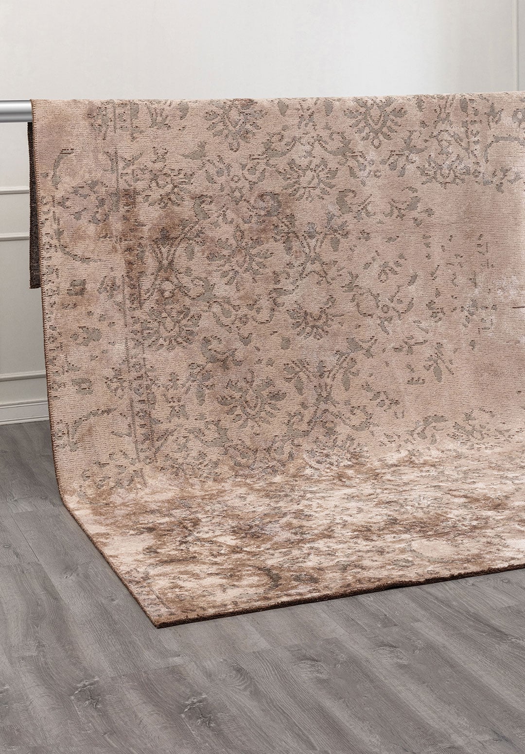 Eloria Grey - Light Cream Rug Rugs - Venetto Design Venettodesign.com