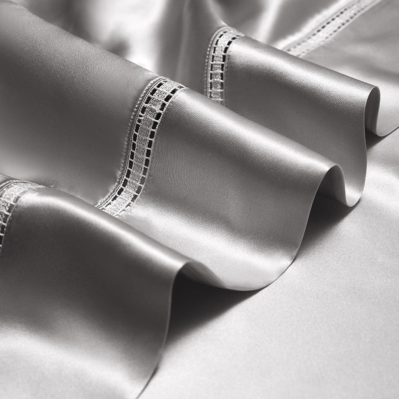 Solenne Starlight Silver Luxury 19 Momme Pure Mulberry Silk Duvet Cover Set - Venetto Design Venettodesign.com