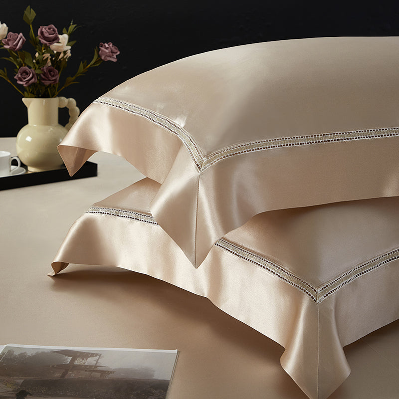 Solenne Opaline Gold Luxury 19 Momme Pure Mulberry Silk Duvet Cover Set - Venetto Design Venettodesign.com