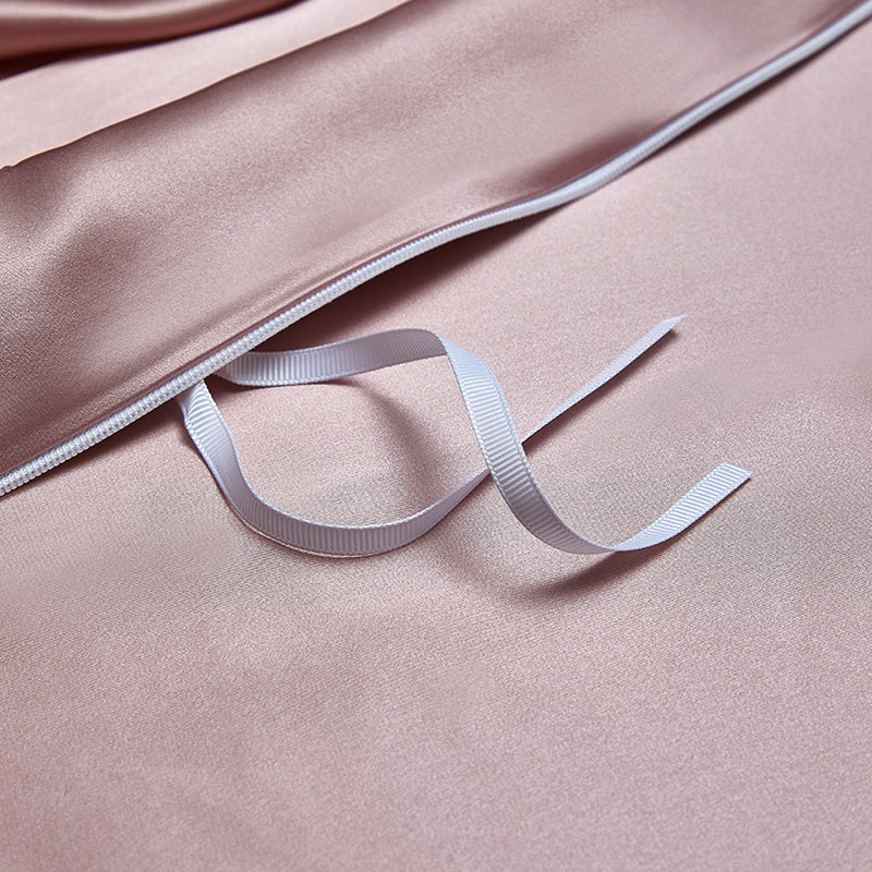 Solenne Magnolia Pink Luxury 19 Momme Pure Mulberry Silk Duvet Cover Set - Venetto Design Venettodesign.com