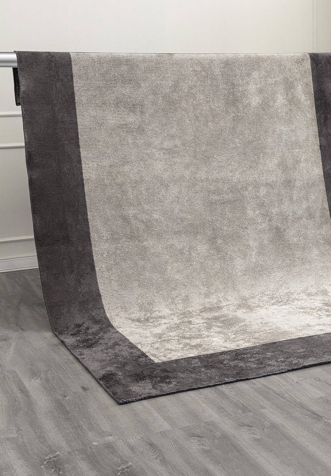 Border Charcoal - Cream Rug Rugs - Venetto Design Venettodesign.com