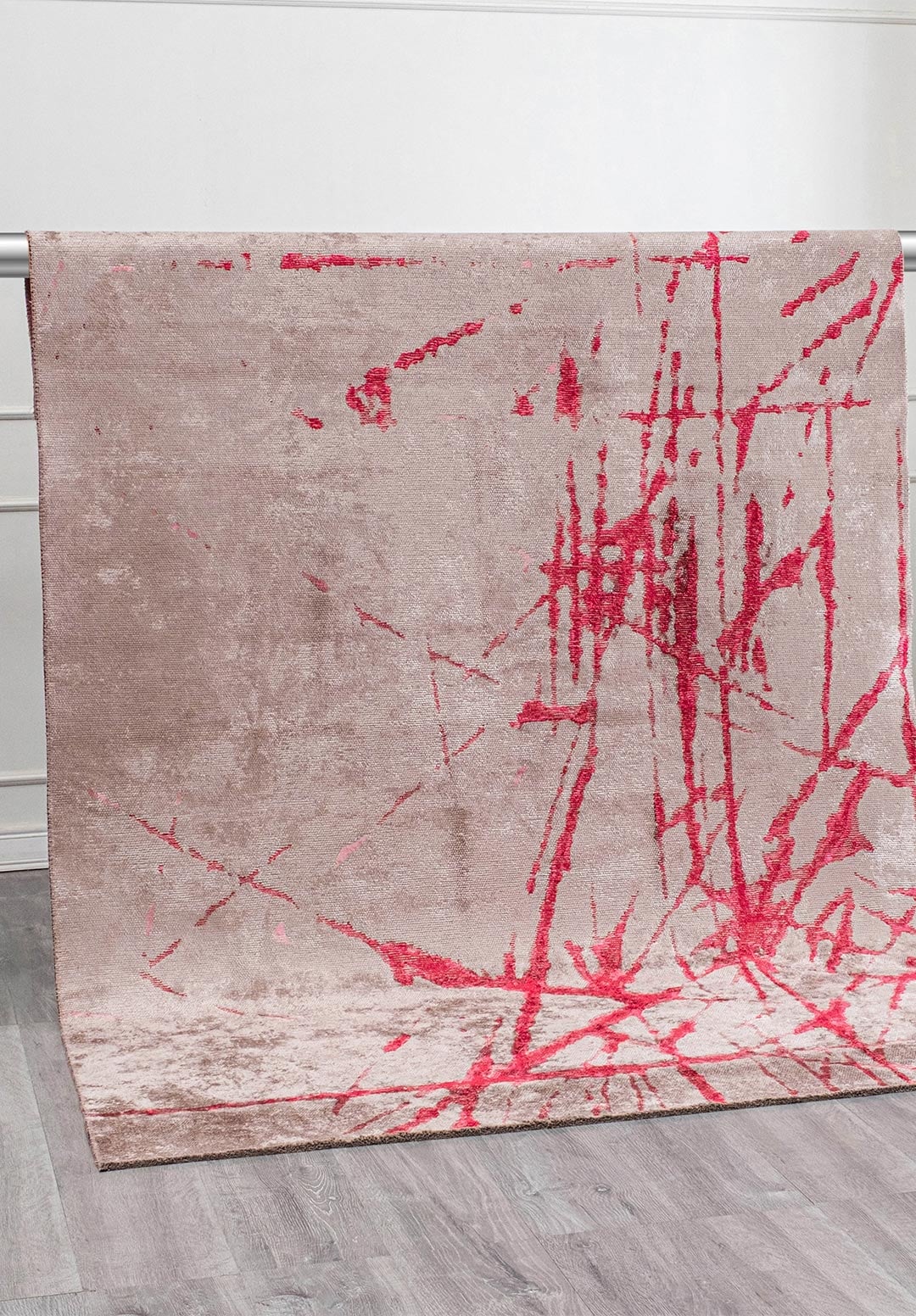 Crack Magenta - Grey Rug Rugs - Venetto Design Venettodesign.com