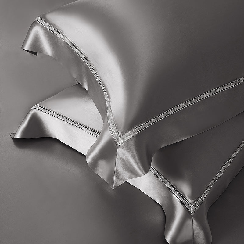 Solenne Starlight Silver Luxury 19 Momme Pure Mulberry Silk Duvet Cover Set - Venetto Design Venettodesign.com