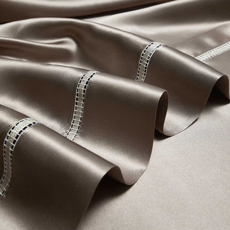Solenne Mink Bronze Luxury 19 Momme Pure Mulberry Silk Duvet Cover Set - Venetto Design Venettodesign.com