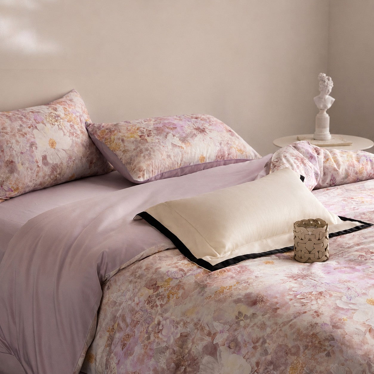 Elara Botanical Luxury Egyptian Cotton Duvet Cover Set with Watercolor Floral Print - Venetto Design Venettodesign.com