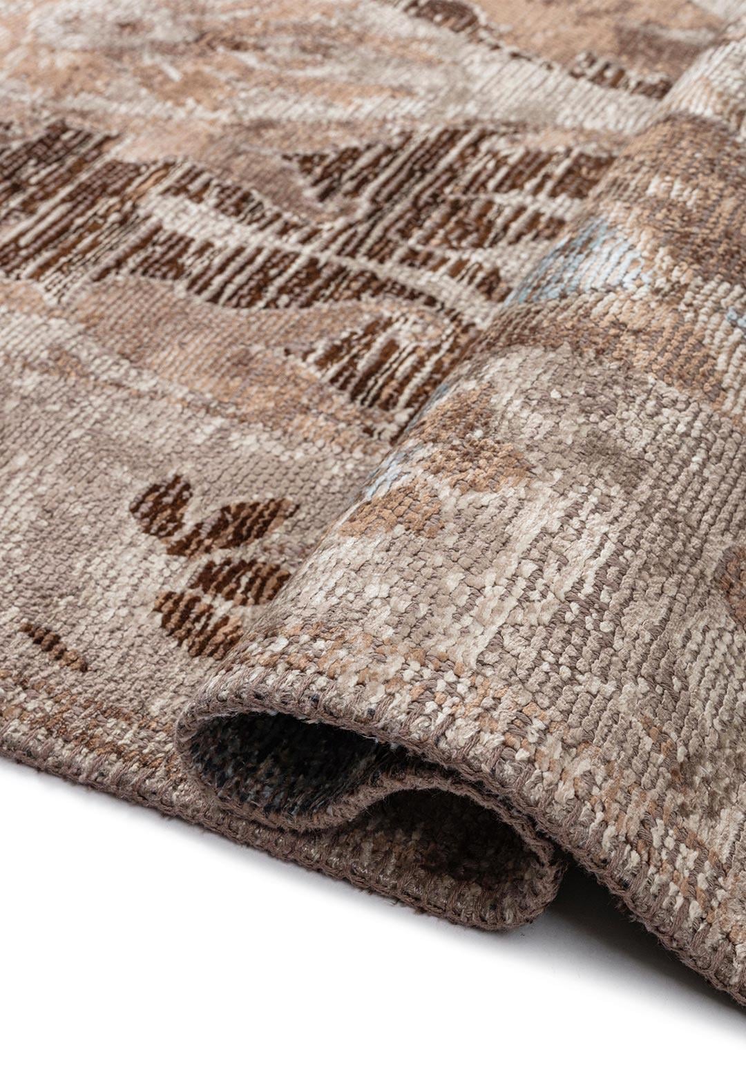 Velorien Mocha - Cream Rug