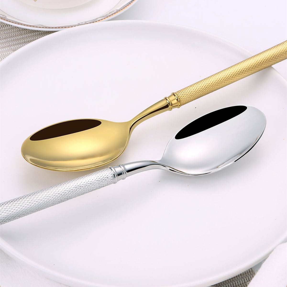 Naila Gold/Silver 18/10 Stainless Steel Cutlery Set with Textured Handle - Venetto Design Venettodesign.com