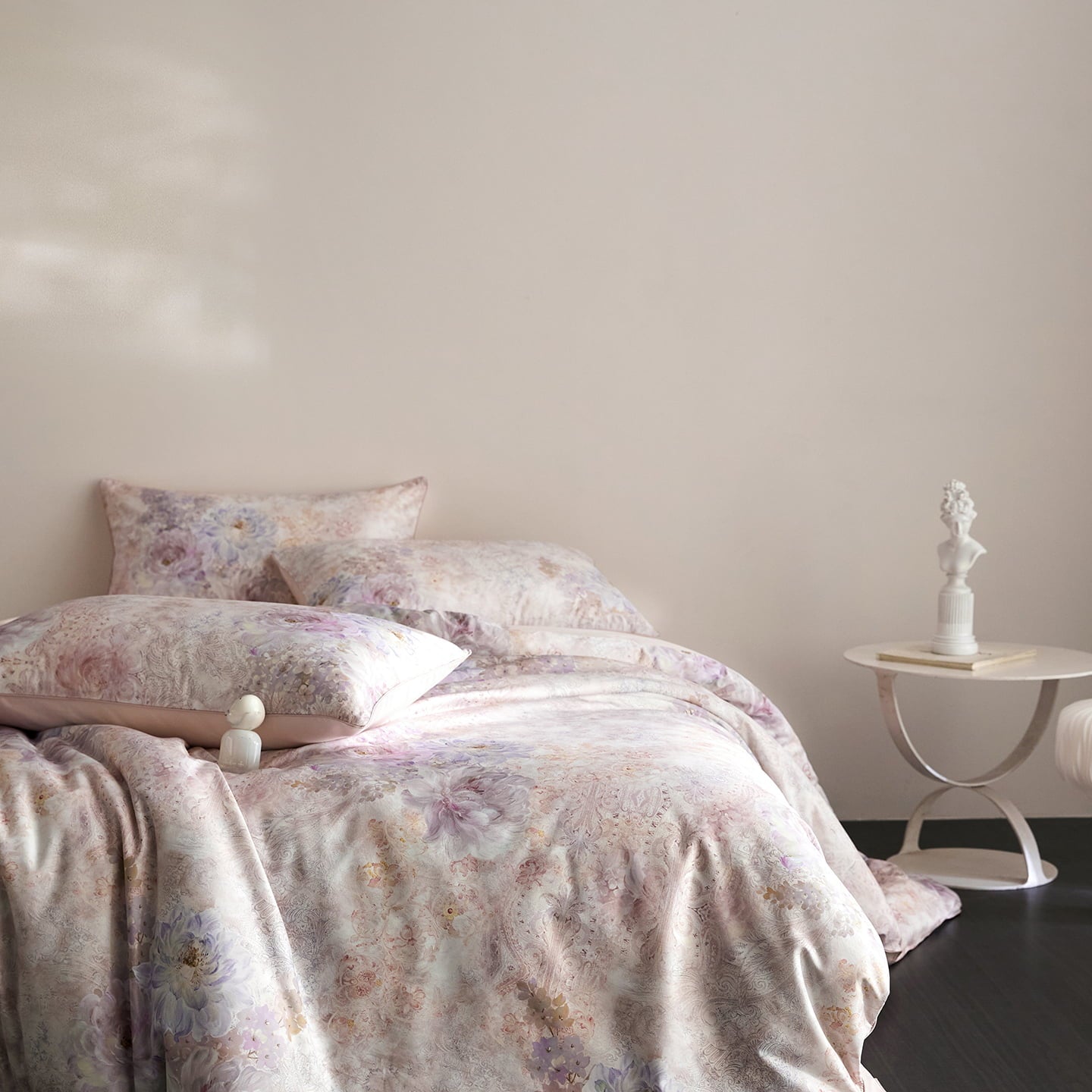 Evelisse Botanical Luxury Egyptian Cotton Duvet Cover Set with Floral and Ornamental Print - Venetto Design Venettodesign.com