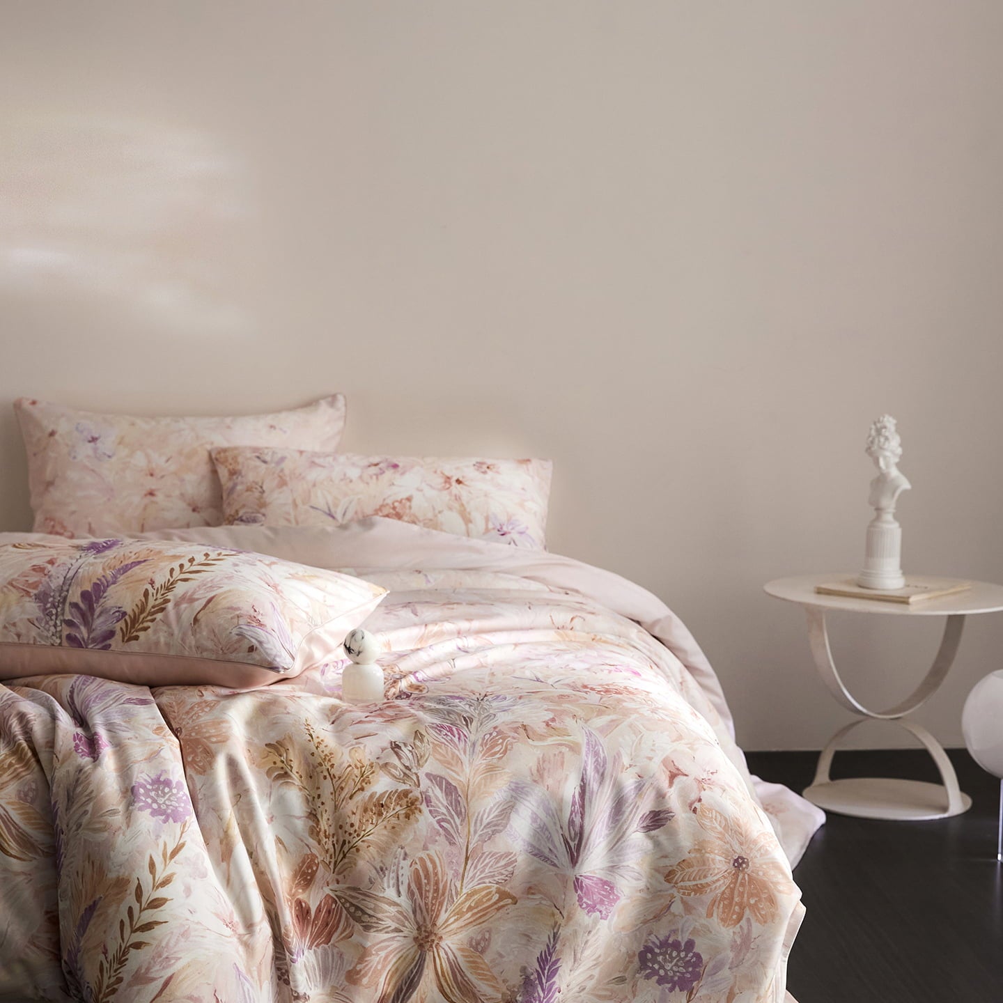 Lysora Blush Meadow Botanical Luxury Egyptian Cotton Duvet Cover Set with Watercolor Floral Print - Venetto Design Venettodesign.com