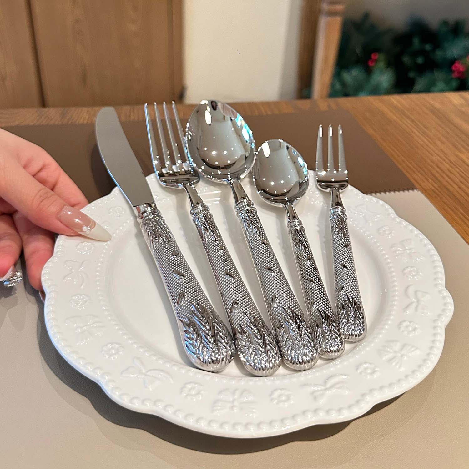 Eternal Grace Luxury Cutlery Set