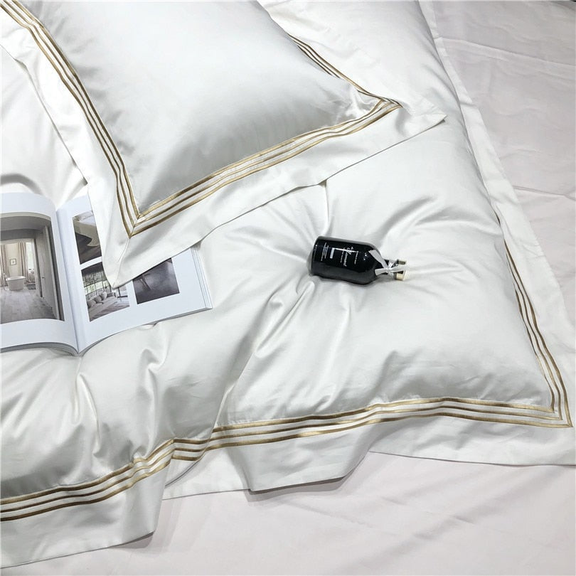 Victoria White Luxury Egyptian Cotton Duvet Cover Set with Embroidered Lined Border - Venetto Design Venettodesign.com