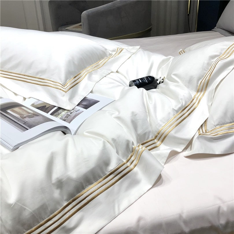 Victoria White Luxury Egyptian Cotton Duvet Cover Set with Embroidered Lined Border - Venetto Design Venettodesign.com