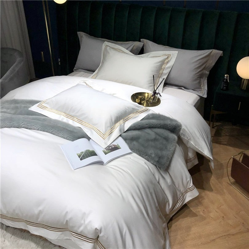 Victoria White Luxury Egyptian Cotton Duvet Cover Set with Embroidered Lined Border - Venetto Design Venettodesign.com