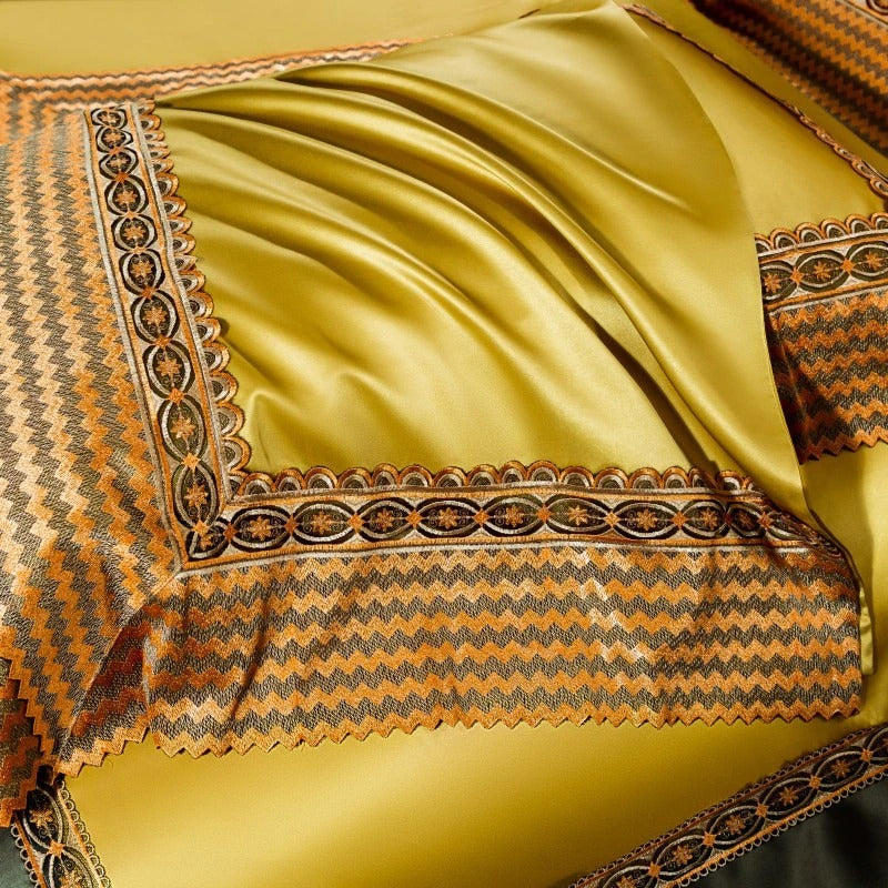 Onda Golden Egyptian Cotton Embroidered Duvet Cover Set Duvet Cover Set - Venetto Design Venettodesign.com