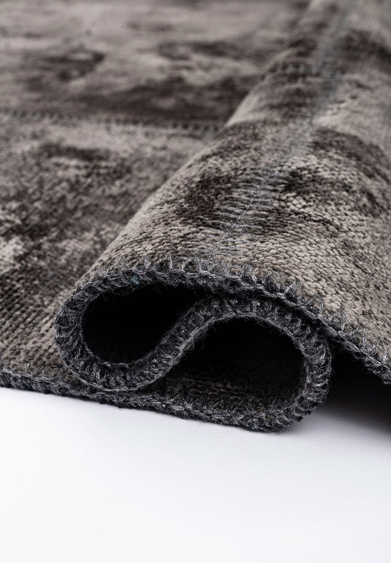 Patch Anthracite Rug Rugs - Venetto Design Venettodesign.com