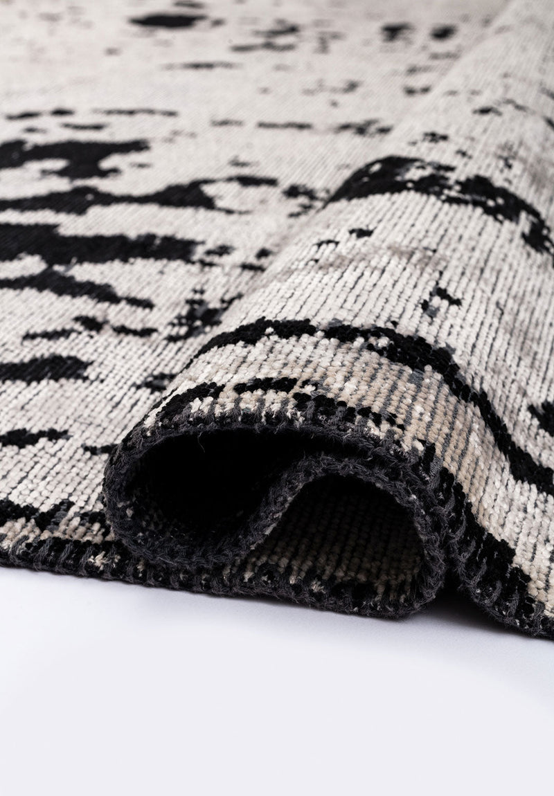 Verona Matte Black - Light Grey Rug Rugs - Venetto Design Venettodesign.com