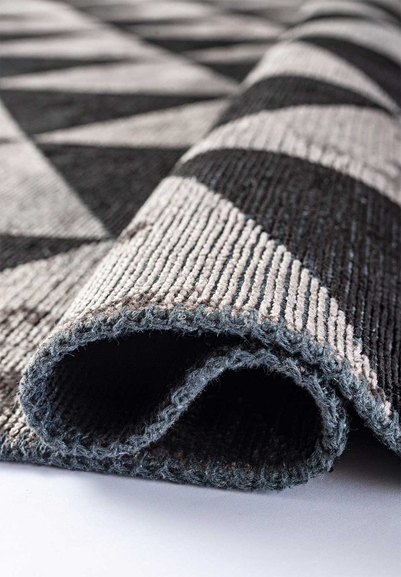 Ferrara Black - Light Grey Rug Rugs - Venetto Design Venettodesign.com