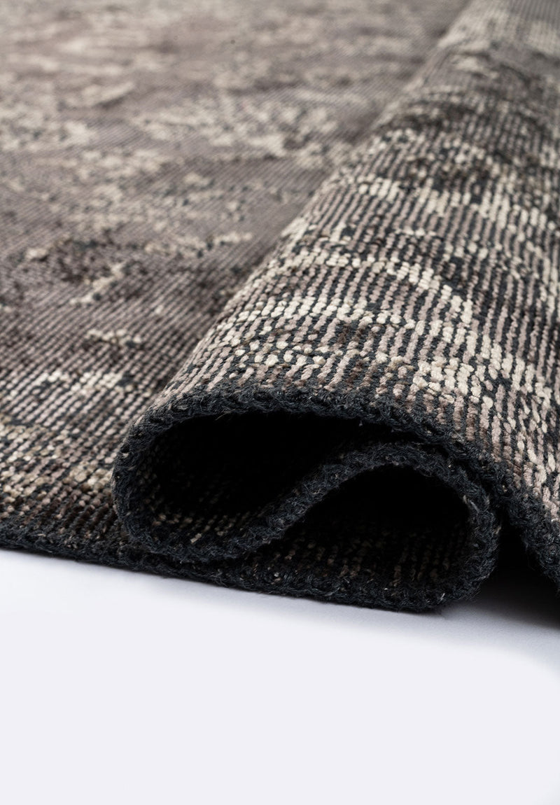 Classy Beige - Dark Grey Rug Rugs - Venetto Design Venettodesign.com